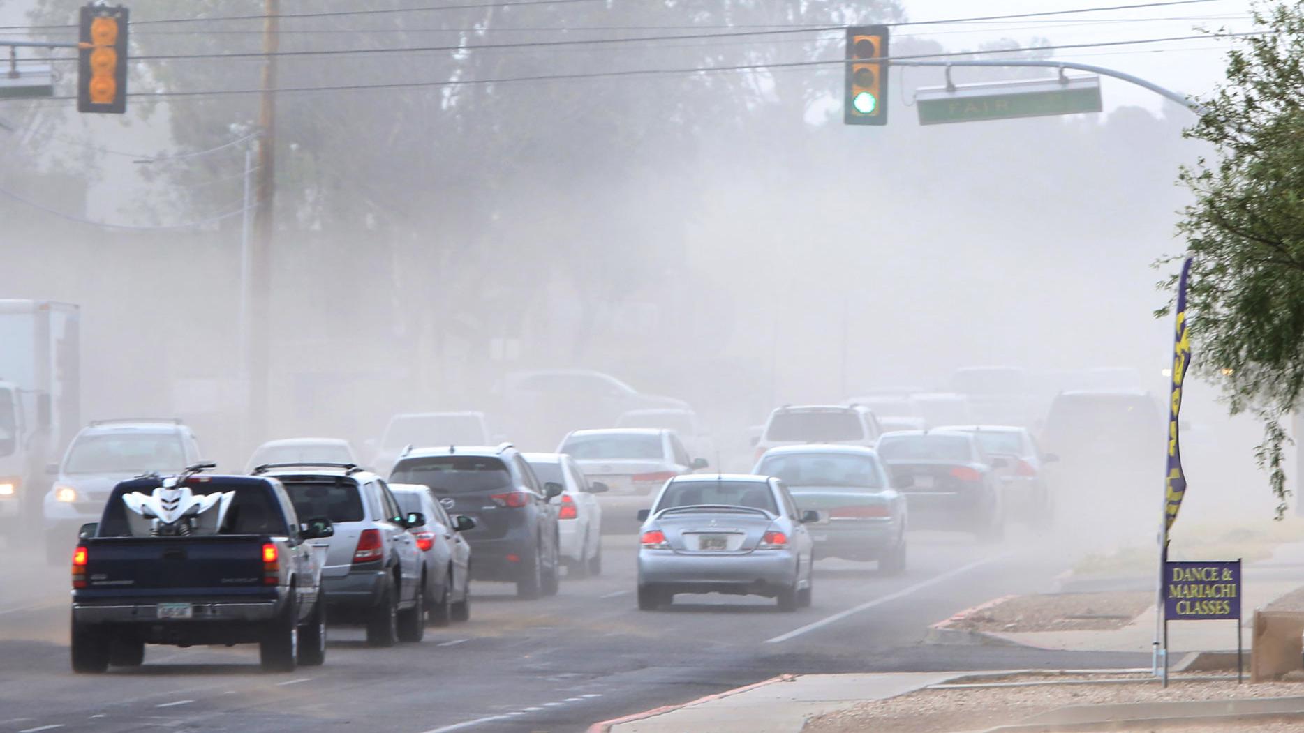 Arizona to install dust detection warning zone on I-10 north of Tucson